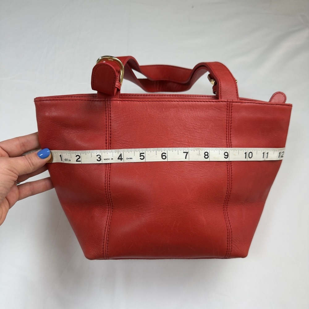 Classic Red Leather Tote Shoulder Bag - Picture 4 of 8